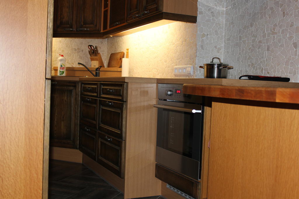 Krapi Guesthouse Treimani Zimmer foto